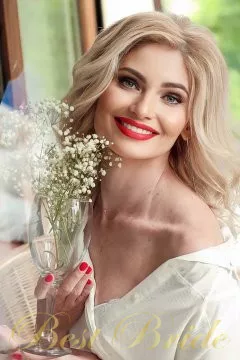 Svetlana, 47