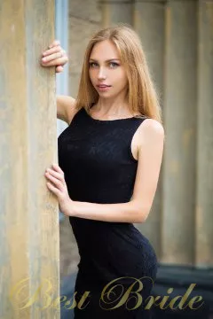 Elizaveta, 28
