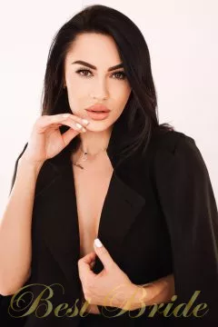 Karina, 36