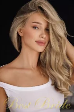 Maria, 25