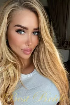 Irina, 30
