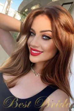 Andra-Natalia, 35