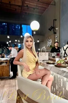 Kateryna, 34
