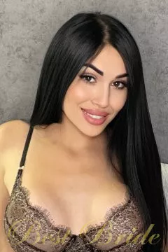 Kateryna, 21