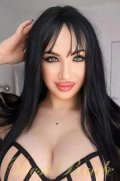 Kateryna, 23