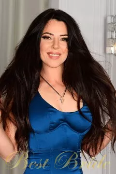 Elena , 41