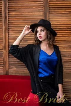 Aleksandra, 27