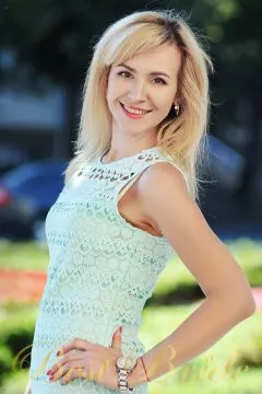Tatyana, 48