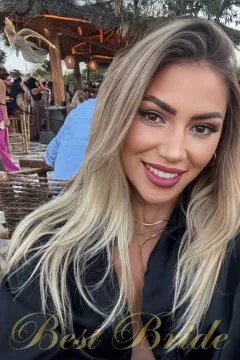 Zhanna, 30