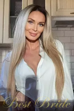Marina, 53